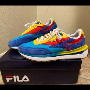 Womens Fila Renno Athletic Shoe - Atomic Blue / Fiery Red Womens Size 9